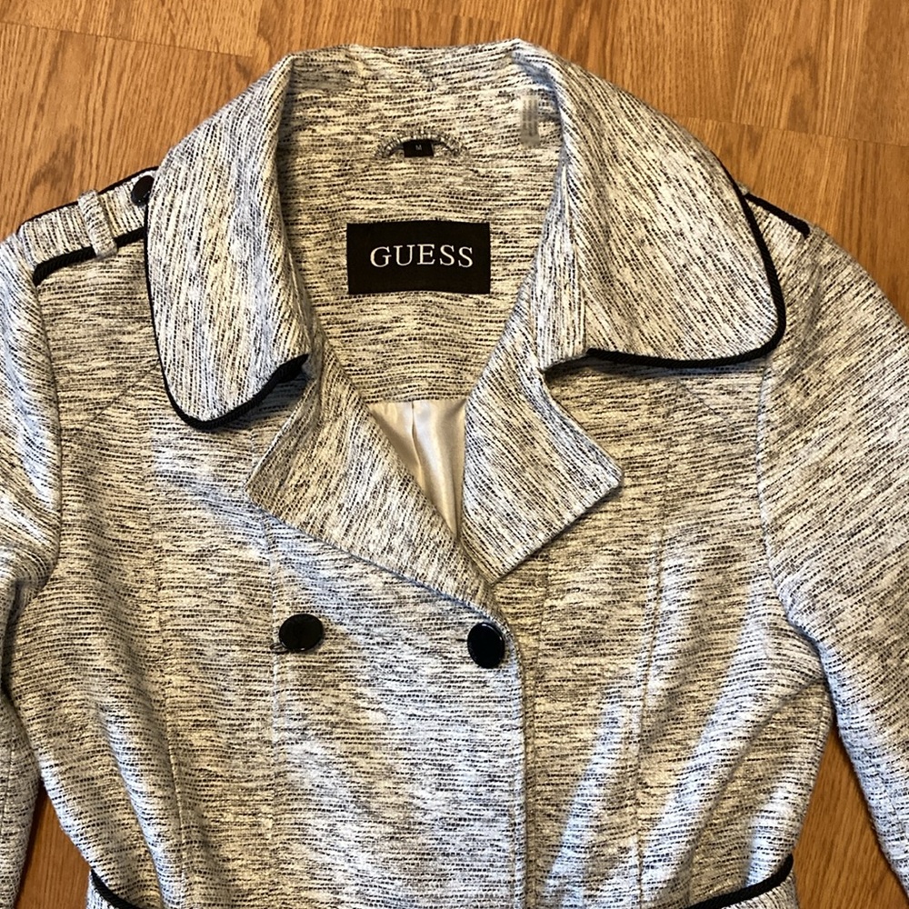 GUESS Double Breasted Trench Coat with removable belt - Picture 3 of 10